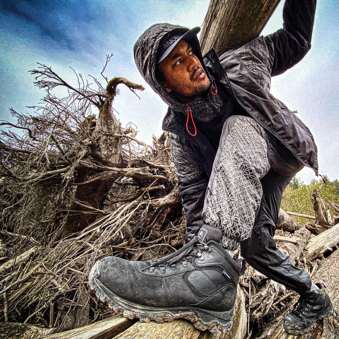 DOPEのインスタグラム：「Convertible pants AND windbreaker. Get them at dope.com」