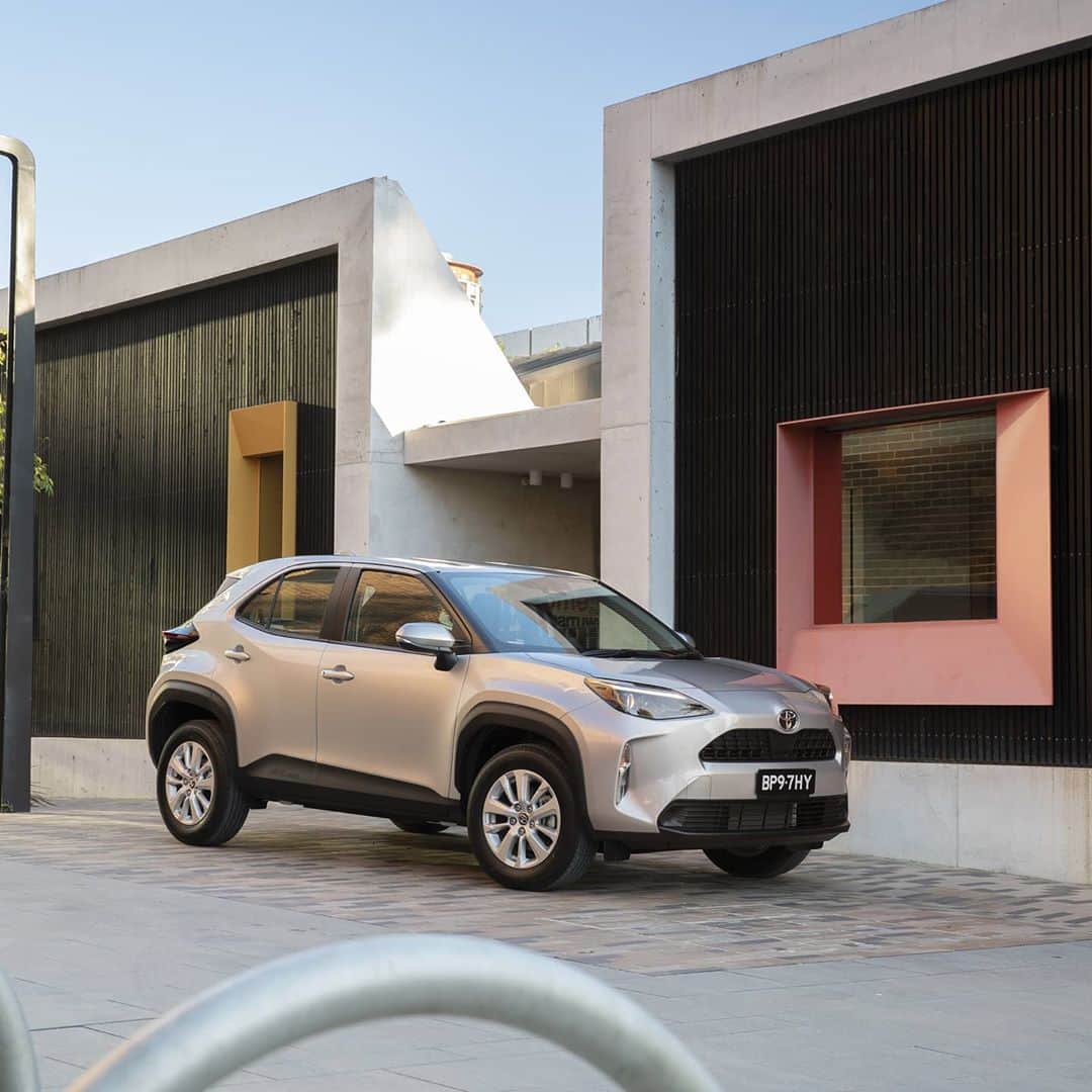 Toyota Australiaのインスタグラム：「The All-New Yaris Cross is designed to help you do more of what matters. For more information on our latest family member arriving very soon, click the link in our bio. #AllNewToyotaYarisCross #SmallNowHasItAll」