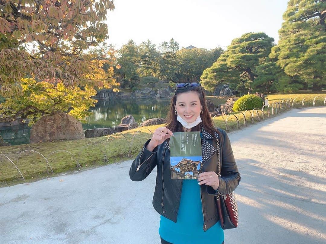時田愛梨さんのインスタグラム写真 - (時田愛梨Instagram)「母と親子2人旅in京都 まずは、二条城⛩ gotoしてます👘」10月27日 13時13分 - eri_tokita