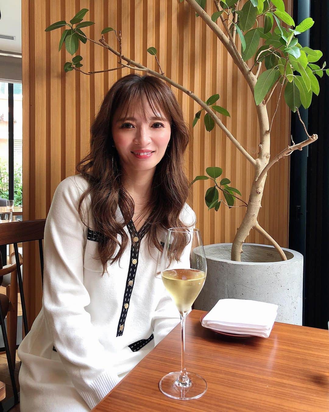 AriizumiEmaさんのインスタグラム写真 - (AriizumiEmaInstagram)「先日にランチに連れて行ってもらいました^ ^ 美味しいものを食べるのを楽しみに、 頑張っている感じです😅  ・ #lunch#楽しみ」10月27日 13時22分 - ema_ariizumi