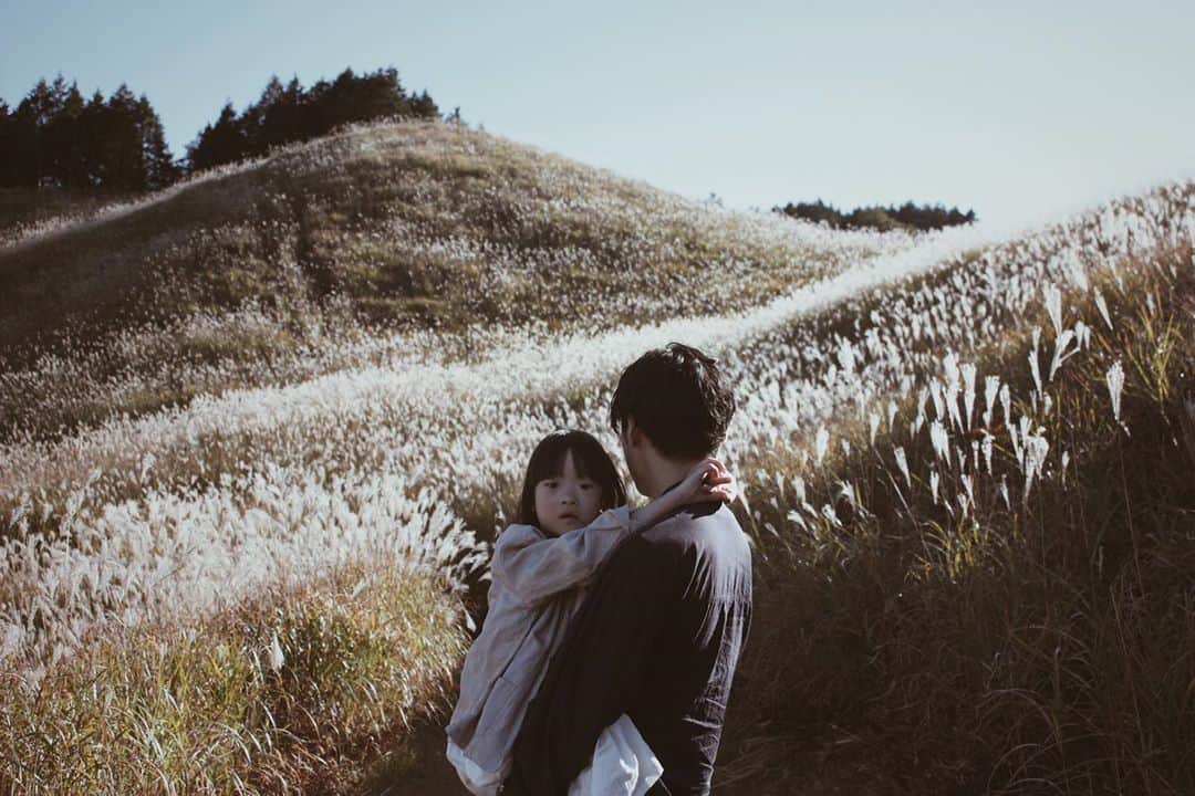 Yuiのインスタグラム：「. short trip💫 . 案件抱えすぎて 廃人と化してたら 連れ出してくれた . 念願の、 すすきと星」