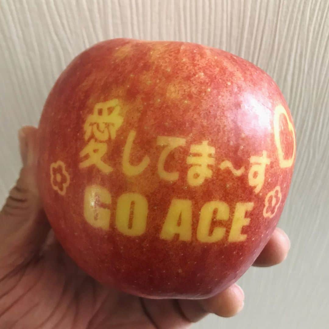 棚橋弘至さんのインスタグラム写真 - (棚橋弘至Instagram)「#りんご 🍎いただきました♪ #Apple ありがとうございます😊」10月27日 13時39分 - hiroshi_tanahashi
