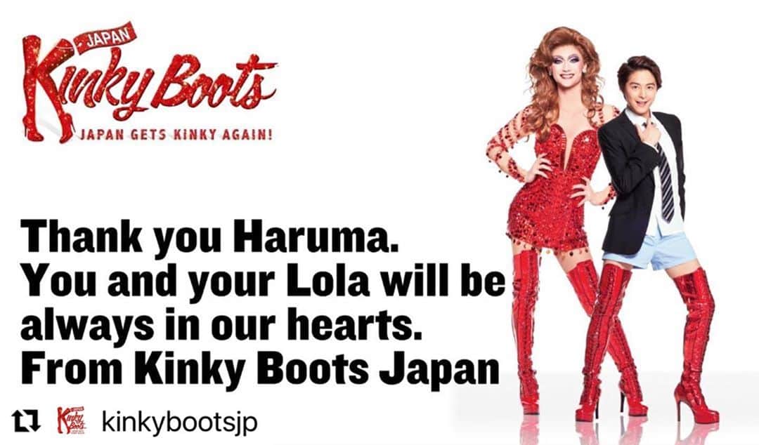 玉置成実さんのインスタグラム写真 - (玉置成実Instagram)「「Kinky Boots Haruma Miura Tribute movie」が公開されました。 @kinkybootsjp ←(プロフィールにURLあり) 素敵な温かい映像をありがとうございます。  春馬君ローラの魅力がギュッと詰まっています。  寂しいし、見ながらまだ泣いちゃうのですが、不思議と暖かい気持ちになります。 あの笑顔のおかげですね。  皆様、ぜひ素晴らしい春馬君ローラ見て下さいね🌸  #Repost @kinkybootsjp with @make_repost ・・・ キンキーブーツ本編のパフォーマンス映像を盛り込んだ特別映像が完成いたしました。 「Kinky Boots Haruma Miura Tribute movie」  https://youtu.be/SOK7Ql6x5zM  （リンクはアカウントプロフィールにもございます。）  当初、ブロードウェイチームから許諾された上限である12分のパフォーマンス映像と、ブロードウェイチームから寄せられるコメントを加えて15分程度の特別映像と想定していましたが、クリエイティブスタッフの皆様から寄せられたメッセージを全て収録、さらには2018年の1月に、キンキーブーツの上演されていたニューヨークのAl Hirschfeld劇場にて収録された三浦春馬の未公開映像なども盛り込み、20分強の映像となりました。   この映像を実現するにあたって特別な許諾をくださり、インタビュー映像も含めてご尽力いただきましたブロードウェイのキンキーブーツカンパニーのご厚意と友情に心から感謝申し上げます。  皆さまの心に、三浦春馬さんのローラの輝きがいつまでも残りますように👠 #Kinkyboots #Kinkybootsjp #キンキーブーツ」10月27日 14時06分 - nm_tmk