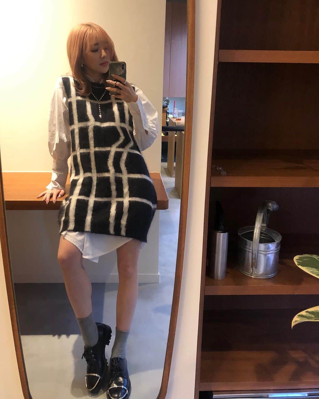 SARAのインスタグラム：「#ootd #kenzo #alexanderwang」
