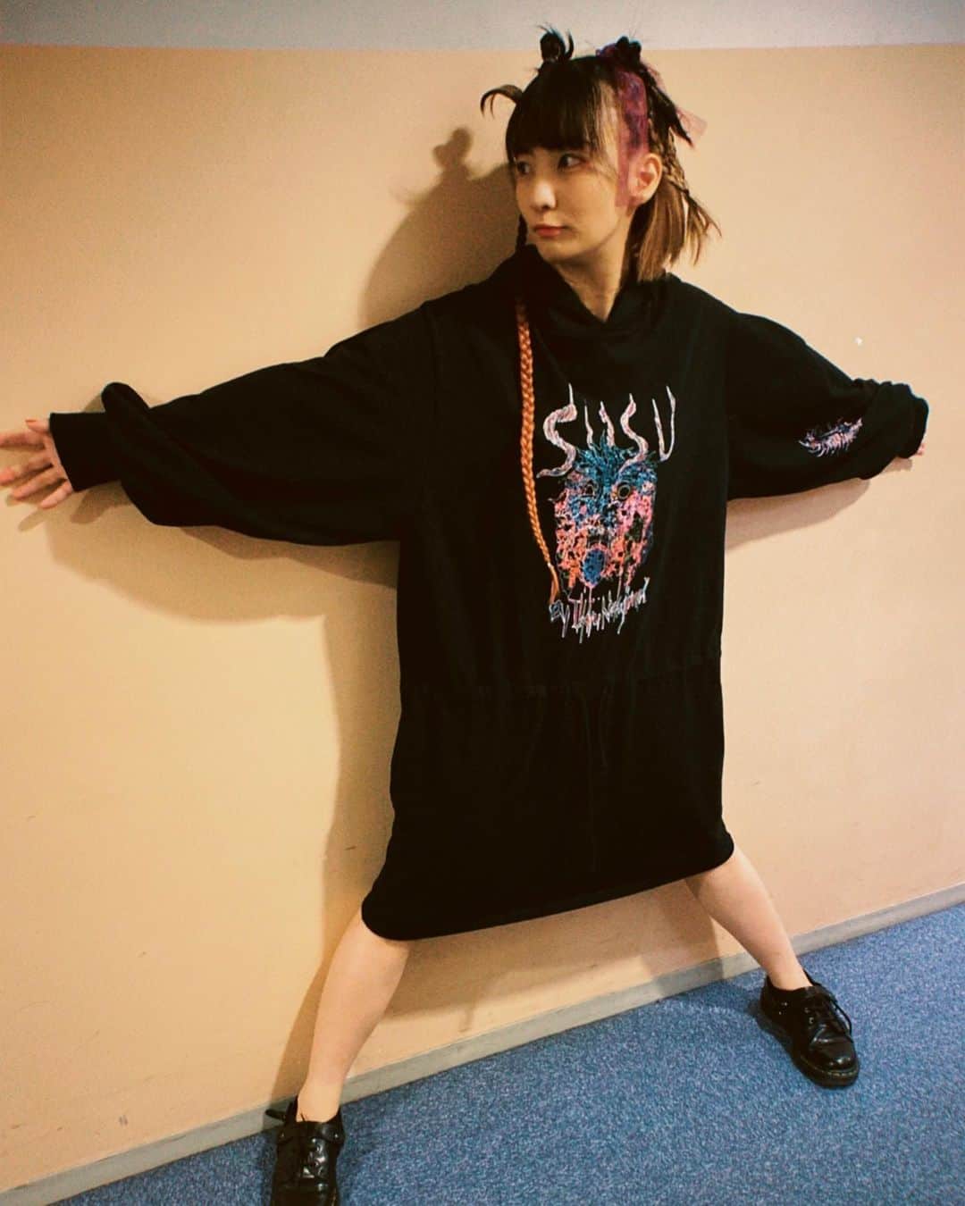 ひらさわあくびのインスタグラム：「イッキュウさん(@ikkyu193 )にSUSUの可愛いアイテムを沢山いただいた😭！！うれしぃぃぃ！！！！  SUSU(@susubyikkyunakajima )」
