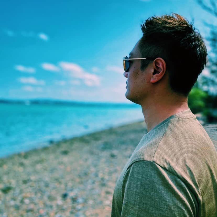 のインスタグラム：「Dream big.  Never give up. Never back down. Hit rock bottom,stand up. Rise from the ashes🦅🦅🦅  #youonlyliveonce #dreambig #rise #instagood」