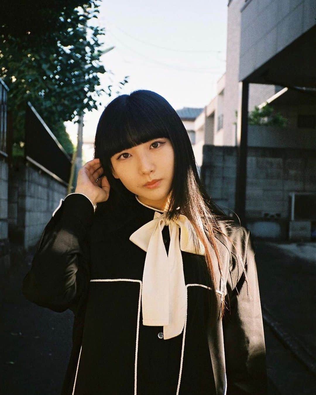 しらいちゃんのインスタグラム：「. 📸 @mana_shimizu_  👗 @drowseandyet」