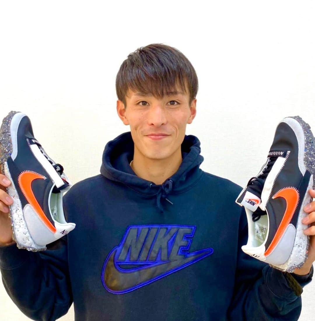 服部勇馬さんのインスタグラム写真 - (服部勇馬Instagram)「NIKE waffle racer crater  WAFFLE SOLEを初めて履きましたが、地面を的確に捉えられる感覚とクッション性に驚きました！それでいて地球環境に配慮した優しいエコなシューズ。 色んなシーンで使用したいと思います！ 日本国内NIKE取扱店で11月2日発売です。  #サステナブル #movetozero @niketokyo」10月27日 17時41分 - hattori.1113