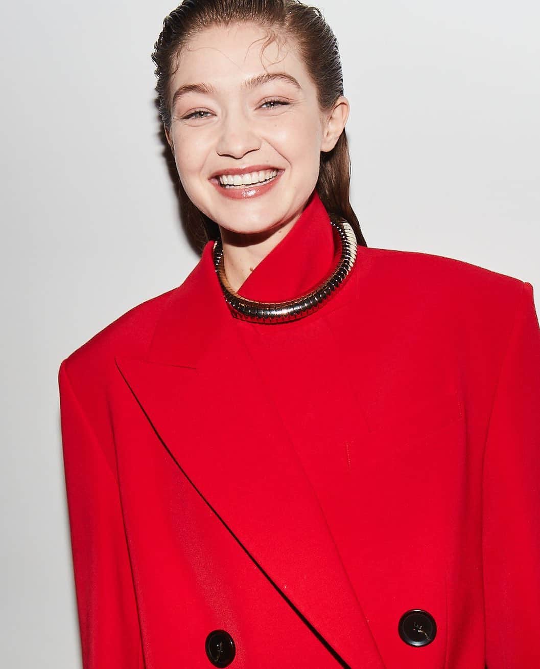 プロエンザスクーラーのインスタグラム：「Keeping on @gigihadid in Fall Winter 2020 #proenzaschouler」