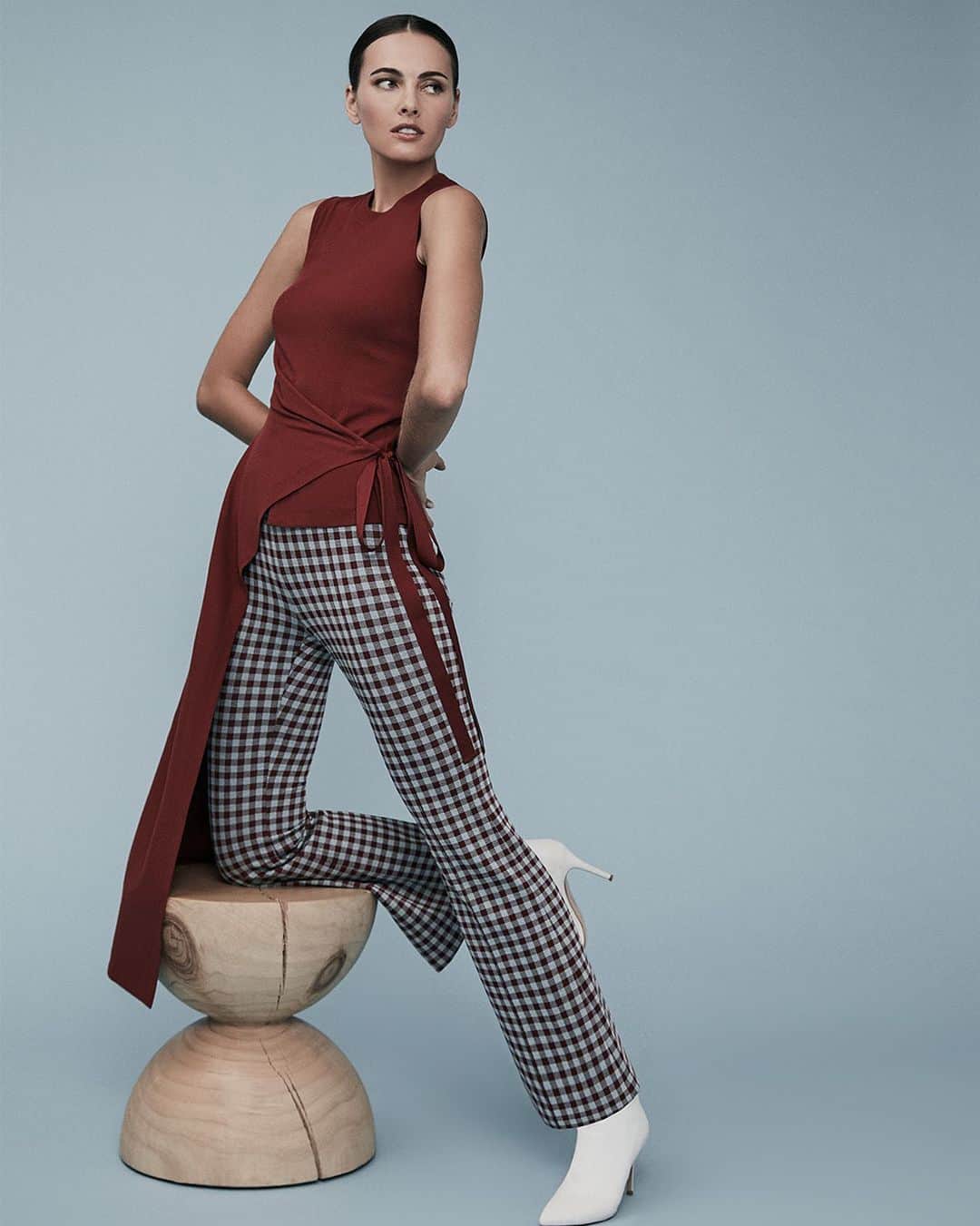 Saks Fifth Avenueのインスタグラム：「Lean into an unexpected pairing with @rosettagetty’s asymmetrical top and eye-popping print pants. #SaksStyle」