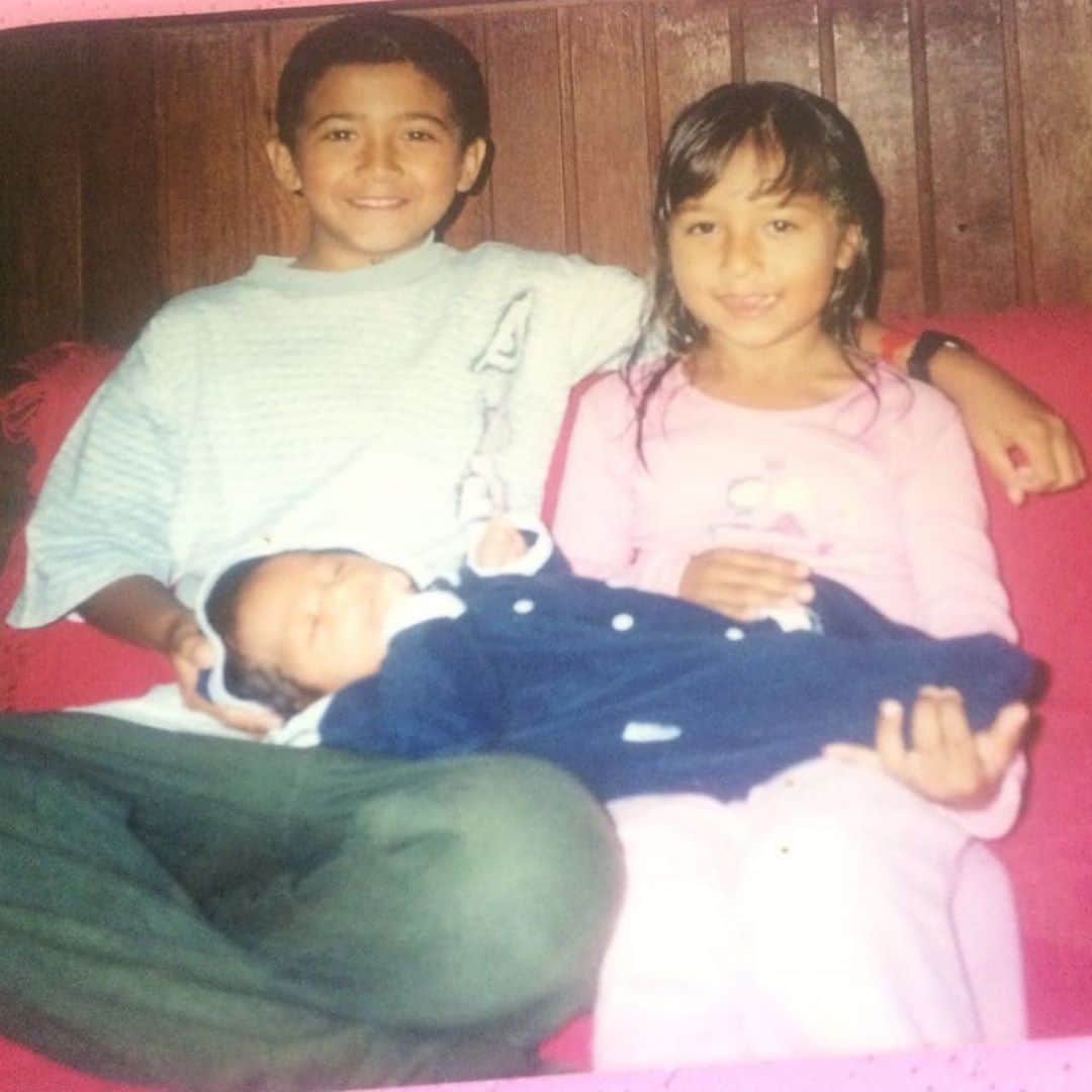 ミグエル・プッポのインスタグラム：「Feliz aniversário Sammy! @samuel_pupo Sou muito grato por ter um parceiro para dividir a paixão pelo surf, pela competição, dividir as vitórias e as derrotas👊 Deus te abençoe e te guie sempre🙏 Te amo 💙 #OhanaPupo」