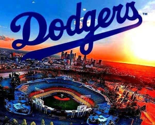 のインスタグラム：「Game 6 - GO DODGERS! #mlb #worldseries #dodgersfans #game6 #LAlove」