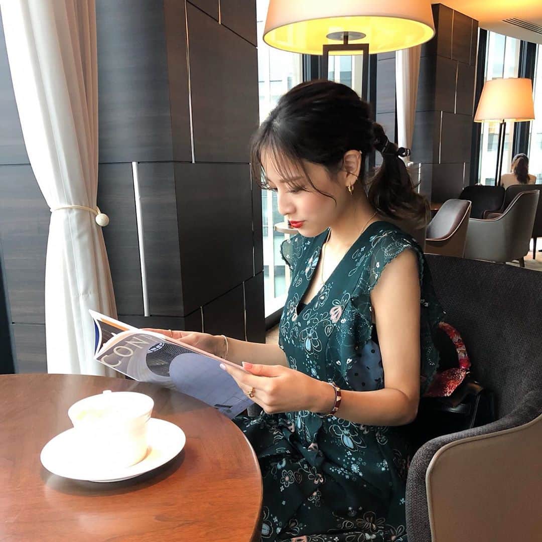 吉岡結紀のインスタグラム：「✐☡ ・ またどこか泊まりに行きたいなぁ🕯🤍 ・ #conrad #conradosaka #hotel」