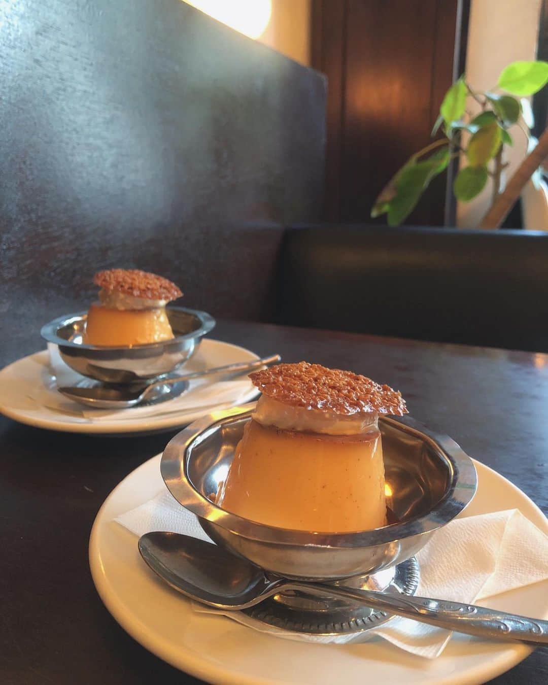 吉野マリアのインスタグラム：「. やっぱりプリンって美味しいよね🤤🤤🤤❤️ 大好きだ🍮🍮🍮💖 . . #pudding #cafe #ユイット #プリン #カフェ #中目黒カフェ」