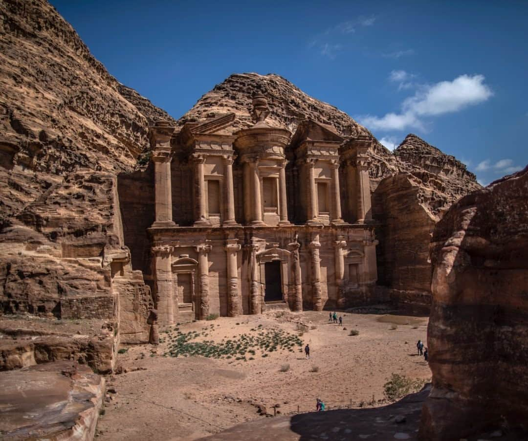 National Geographic Travelさんのインスタグラム写真 - (National Geographic TravelInstagram)「Photo by Muhammed Muheisen @mmuheisen / Ad Deir (the Monastery) is one of many facades carved into the ancient city of Petra in Jordan. For more photos and videos from different parts of the world, follow me @mmuheisen and @mmuheisenpublic. #muhammedmuheisen #Petra #الاردن」10月27日 19時39分 - natgeotravel