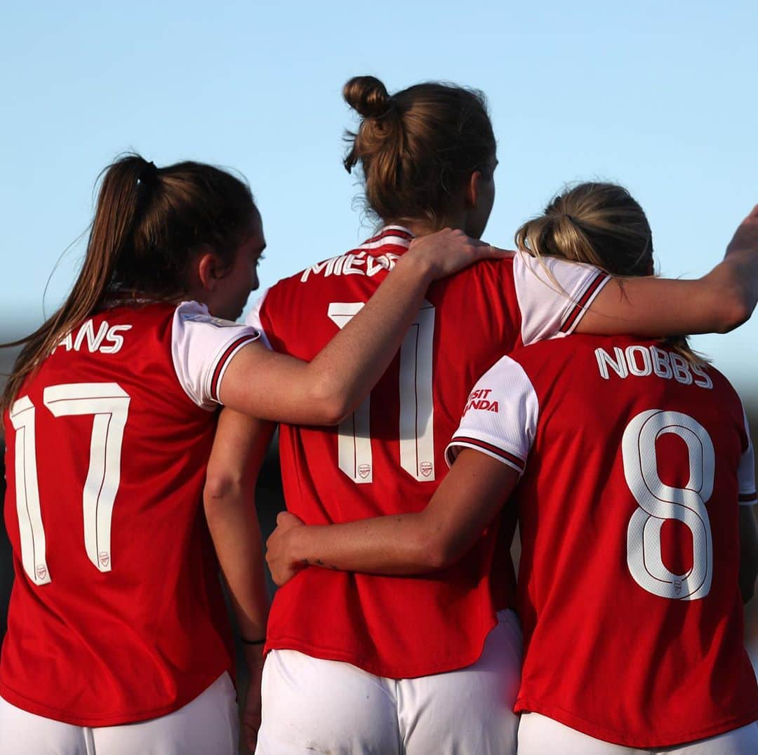 Arsenal Ladiesさんのインスタグラム写真 - (Arsenal LadiesInstagram)「#OnThisDay in 2019... Viv scored the winner in a 1-0 victory against City 🐐」10月27日 19時48分 - arsenalwfc