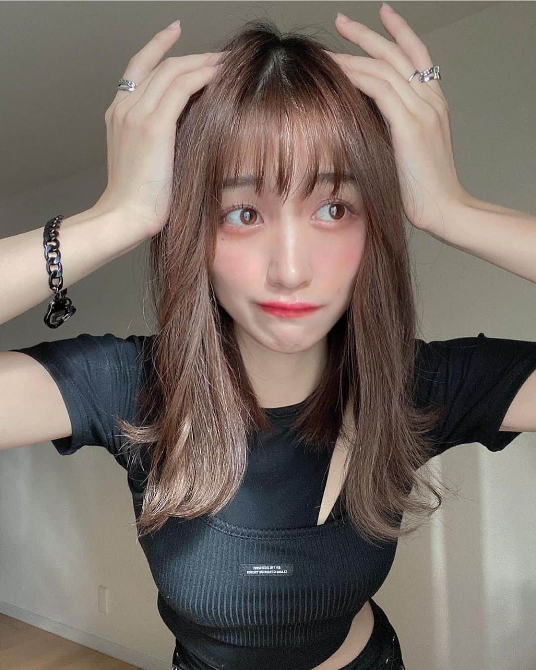 美女JAPANのインスタグラム：「どうも美女JAPANです！✨ ＊ ＊ 今回ご紹介するのはこの方‼️ ＊ ＊ すーぱー柿のたねさん！@_______.373 ＊ ＊ とても綺麗！！🙈💕 お会いしてみたい！！💕 ＊ ＊ すーぱー柿のたねさんのアカウントには他にも素敵な投稿がたくさんあります！✨ ＊ 皆さんも是非チェックしてみてね🧸 ＊ ＊ 明日の投稿もお楽しみに！！ ＊ ＊  #色気 #可愛い #綺麗 #かわいい #写真集 #モデル #美肌 #笑顔 #スタイル抜群 #可愛い #可愛すぎ #会いたい #天使 #美女 #美人 #美しい #清楚 #スタイル #色白 #スタイル抜群 #美脚 #素敵 #カワイイ #応援」