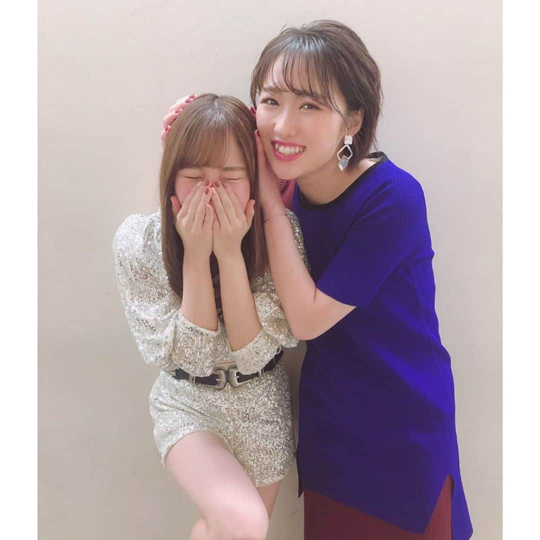 稲場愛香さんのインスタグラム写真 - (稲場愛香Instagram)「🎂🧡﻿ ﻿ ﻿ 今日は大好きな工藤遥さんのお誕生日！﻿  @haruka_kudo.official 🌼﻿ ﻿ おめでとうございます♡﻿ ﻿ ﻿ 見ているだけで幸せになっちゃう﻿ 素敵な笑顔がいっぱいの1年にしてください♪﻿ ﻿ ﻿ ﻿ #juicejuice #稲場愛香 #まなかん #工藤遥 さん ﻿ #happybirthday #21歳 #ずっと #大好き です﻿ #懐かしい写真 #高まりすぎて #表情管理 できてない🙏🏻」10月27日 20時37分 - manaka_inaba.official