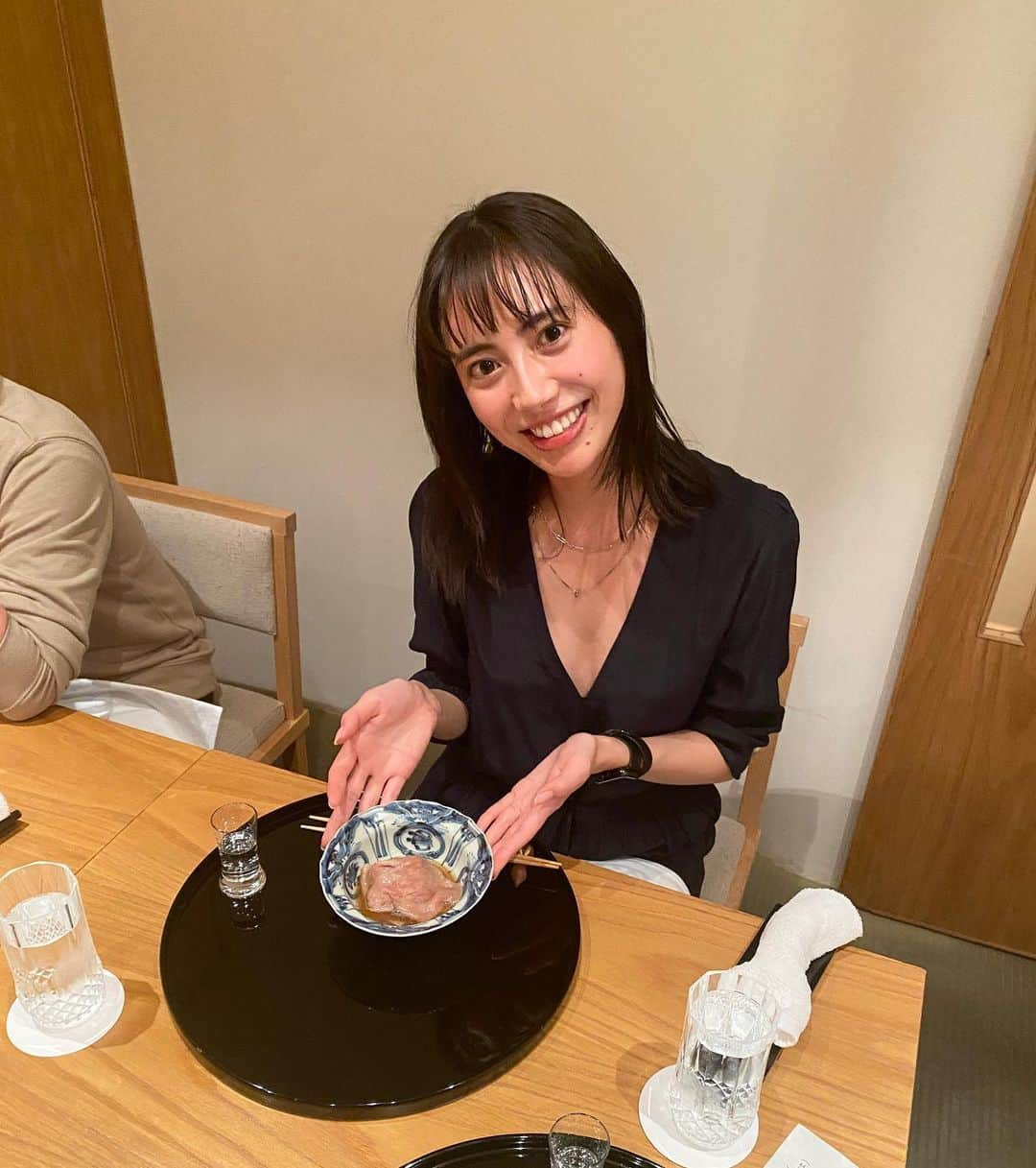 土屋巴瑞季さんのインスタグラム写真 - (土屋巴瑞季Instagram)「家族で外食🍴ㅤ 弟はいつまで経っても可愛いんだよなぁ🥰ㅤ ㅤ ㅤ ㅤ  #日本酒 #ミシュラン」10月27日 21時00分 - hazukitsuchiya