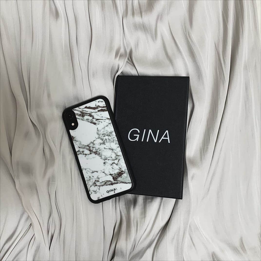 紗彩さんのインスタグラム写真 - (紗彩Instagram)「@califolnia.gina.shop さんのケースです🤍 色んな種類あるし使いやすいのでぜひ✌🏻  #gina #スマホケース #いいね返し#iphoneケース」10月27日 21時43分 - _saya_523