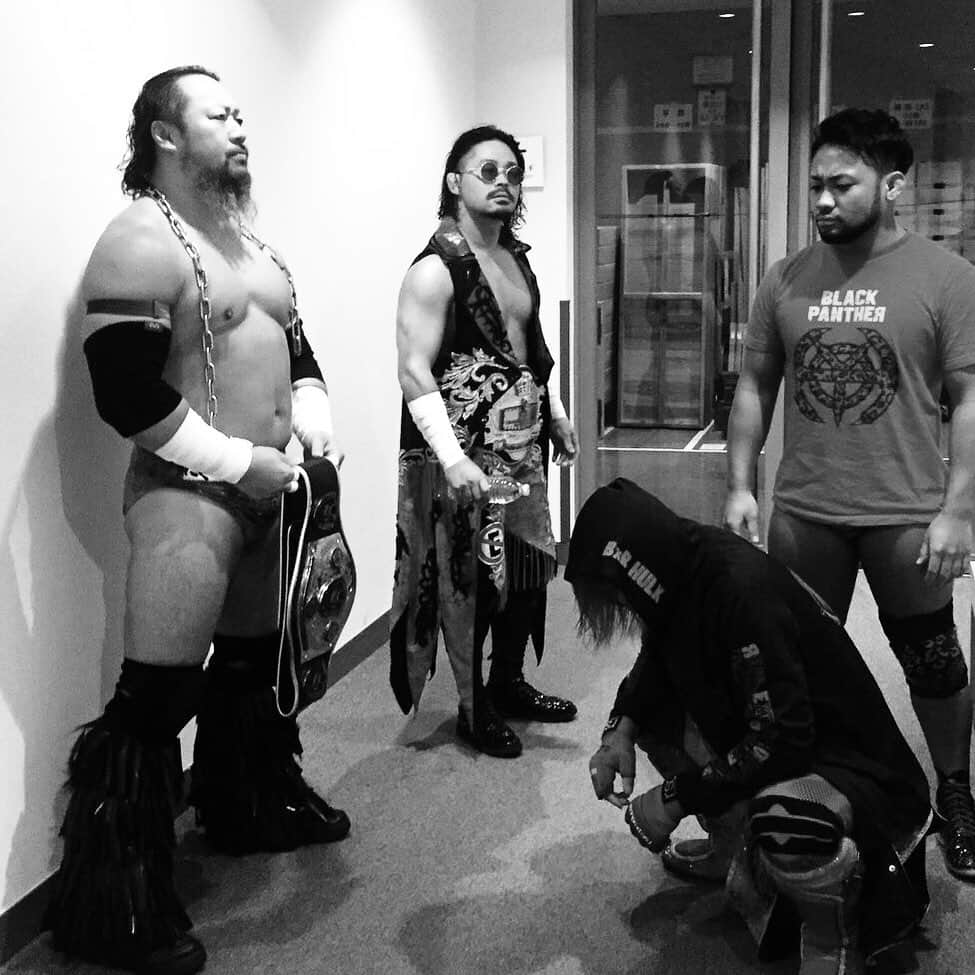 のインスタグラム：「奈良大会… #白黒写真 #ドラゴンゲート #プロレス #奈良 #写真 #レスリング #かっこいい #インスタグラマー #モデル #被写体 #ダイエット #パーソナルトレーニング #ゴールドジム #エニタイムフィットネス #prowrestling #dragongate #nara #instagood #photooftheday #procreate #wwe #mexico #luchalibre #model #anytimefitness」