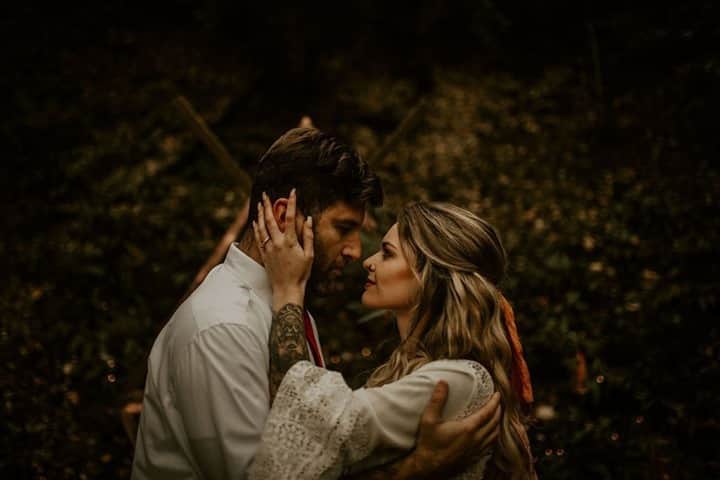ミナのインスタグラム：「Do you have a theme for your wedding? Our blog is full of inspiration for weddings whether your venue is a barn, pub or a church. How about mystical wedding in a forest with gongs, harpist and shamanic vibes? Link in bio.⁠ ⁠ When Elements Collide ⁠ FIRE ~•~ EARTH ⁠ Venue  @rbr_weddings_at_brenscombe ⁠ Concept  @rokabellaroseweddings ⁠ Styling  All of these incredibly talented creatives ⁠ Props, Decor, Furniture, Table Runners & Silk Ribbons  @rokabellaroseweddings ⁠ Photographer  @the_unbridled__ ⁠ Hair Stylist  @theartfulhairstylist ⁠ Florist  @maia_sellen_floral_designs ⁠ M.U.A.  @roannelemoinemakeup ⁠ Models  @abbeymayk & @ryanhodge8 ⁠ Suit  @ragtags.blandford ⁠ Glassware  @fabulouscompany ⁠ Ceramics  @febbieday ⁠ Stationary  @wonderland_invites ⁠ Jewellery  @rebeccafurzejewellery ⁠ Wedding Rings  @ecowoodrings ⁠ Gongs  @scaniaprice ⁠ Harp  @creativefairy8084 ⁠ ⁠ ⁠ ⁠」