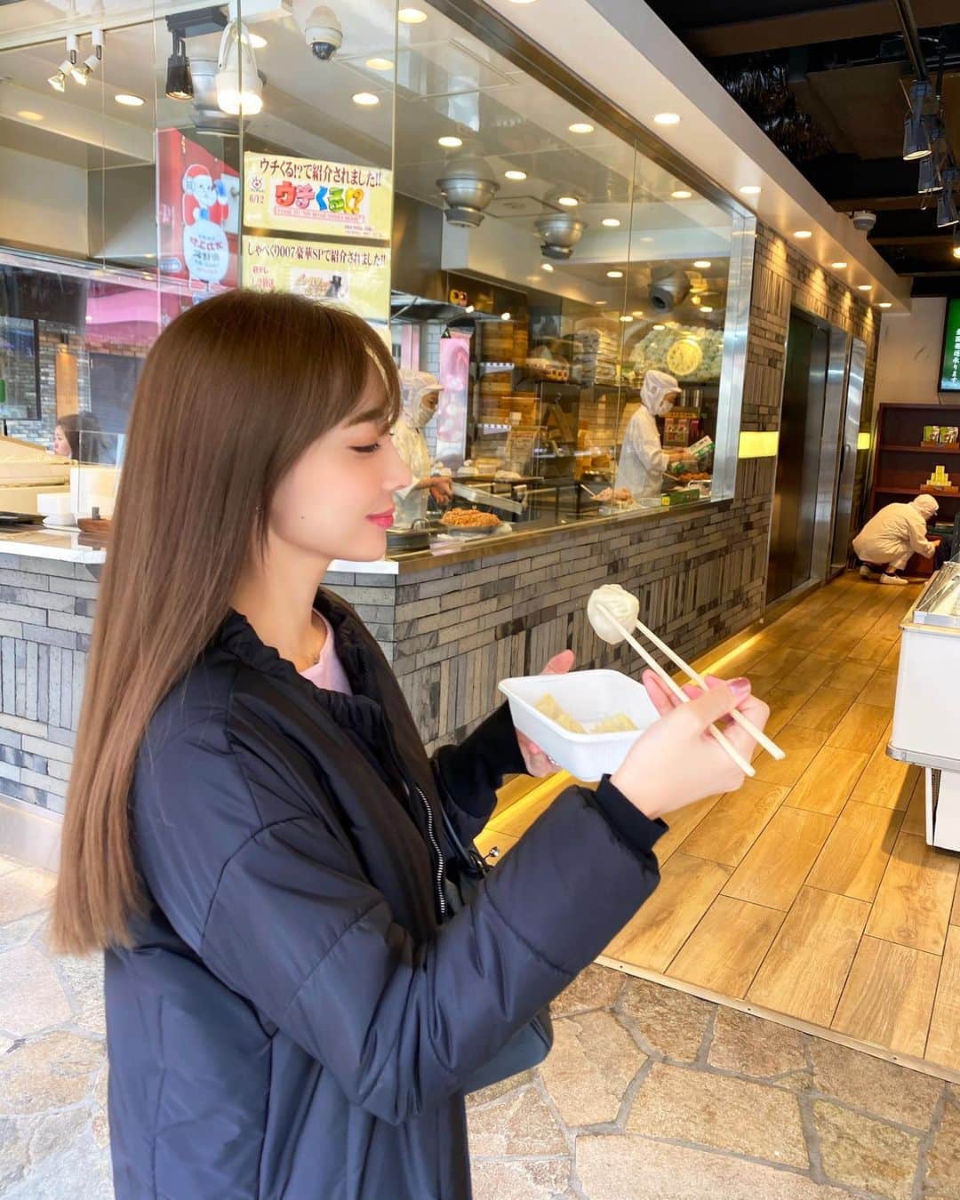 岡部あゆみのグルメインスタ