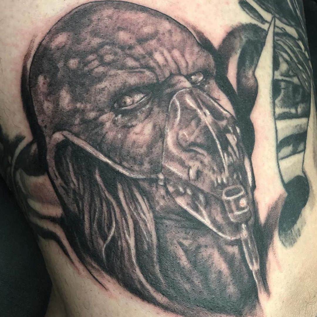 ロブ・ゾンビさんのインスタグラム写真 - (ロブ・ゾンビInstagram)「It’s Tattoo Tuesday! Today we pay tribute to everyone’s favorite M.D. ( medical deviant)☠️ Dr. Satan ! ☠️ If you see your work or tattoo let us know in the comments. #drsatan #robzombie #houseof1000corpses #sherimoonzombie #billmoseley #sidhaig #walterphelan #maybehelivesnextdoortoyou@」10月27日 22時42分 - robzombieofficial