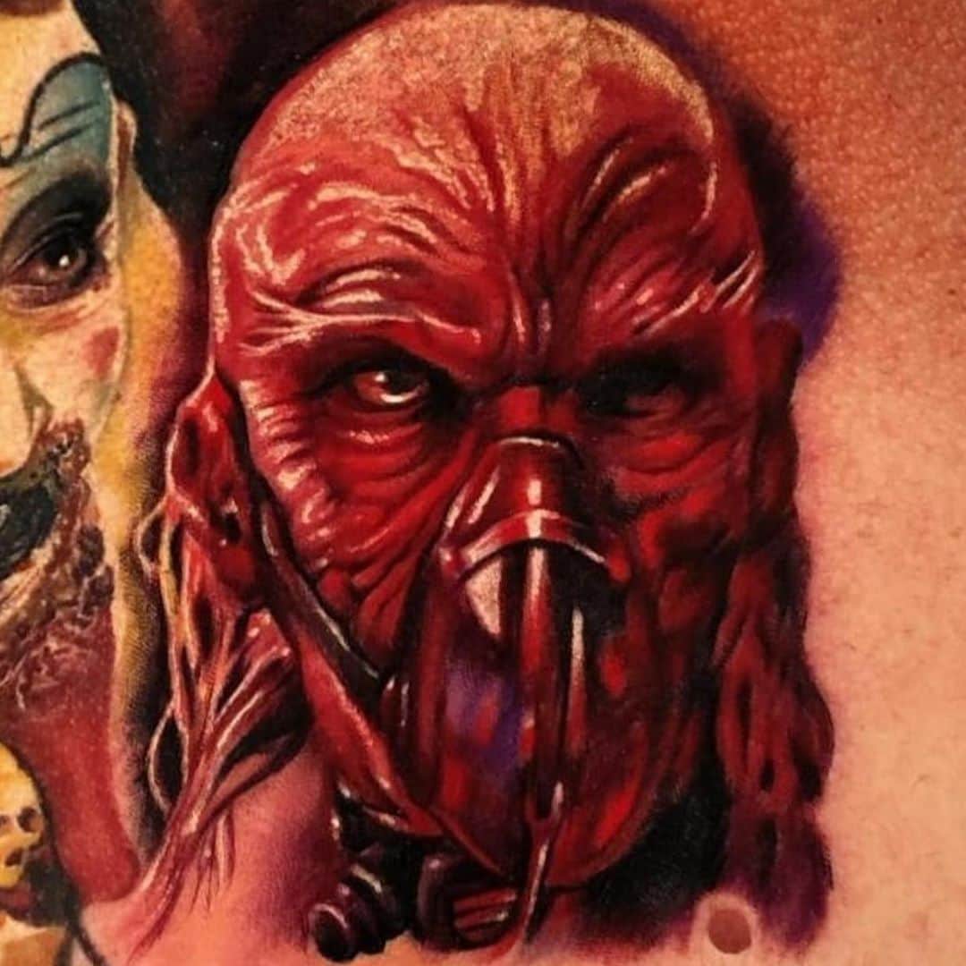 ロブ・ゾンビのインスタグラム：「It’s Tattoo Tuesday! Today we pay tribute to everyone’s favorite M.D. ( medical deviant)☠️ Dr. Satan ! ☠️ If you see your work or tattoo let us know in the comments. #drsatan #robzombie #houseof1000corpses #sherimoonzombie #billmoseley #sidhaig #walterphelan #maybehelivesnextdoortoyou@」