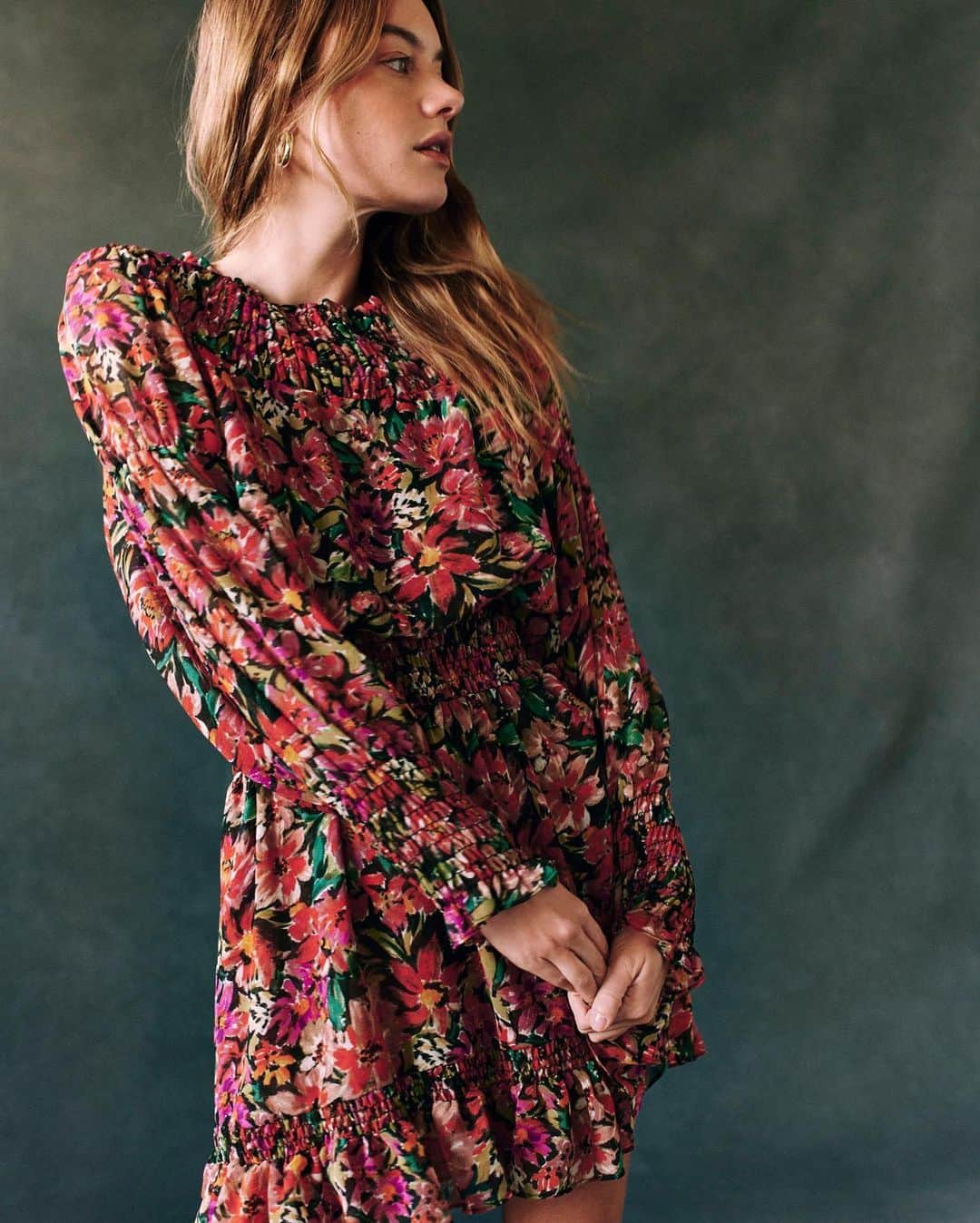Anthropologieさんのインスタグラム写真 - (AnthropologieInstagram)「We're in love with this picture-perfect fall frock ❤️ Tap the link in our bio to shop all of our amazing autumn dresses.」10月27日 23時17分 - anthropologie