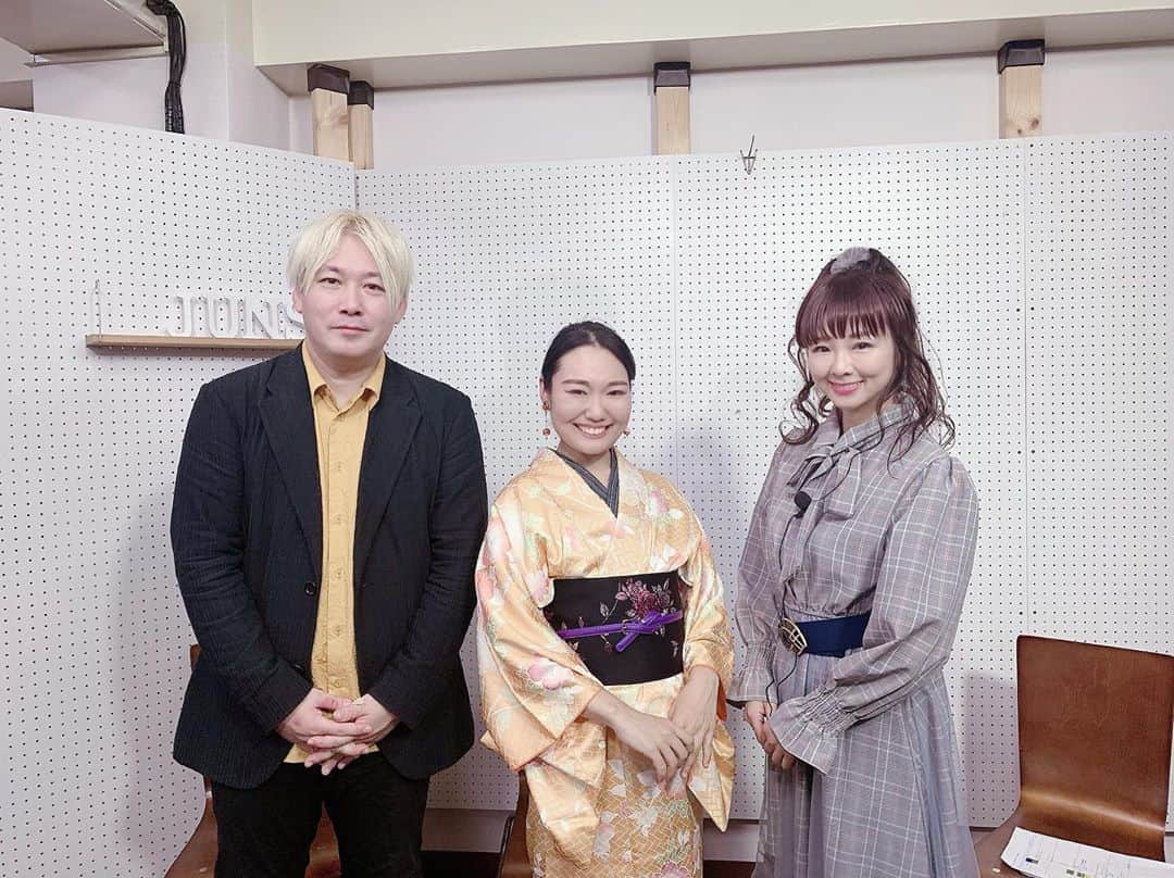 宍戸留美のインスタグラム：「#丘咲アンナ #oilinlife #juns #music #talk #YouTube #生配信　#YouTubelive #音楽番組 #長寿 #インターネット #津田大介 #宍戸留美」