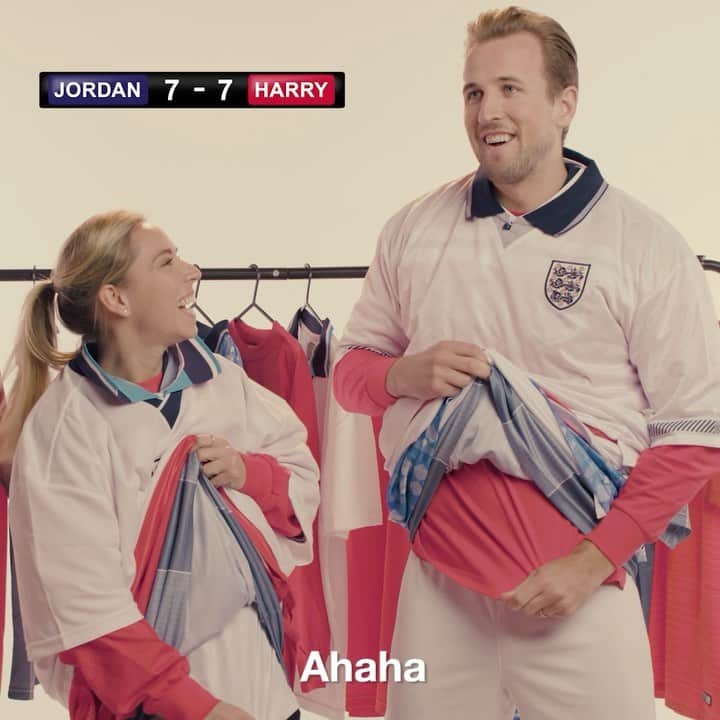 ハリー・ケインのインスタグラム：「It’s #FootballShirtFriday on Fri 20 Nov! Wear your favourite shirt to help support the Bobby Moore Fund and the bowel cancer research it funds. @cr_uk」
