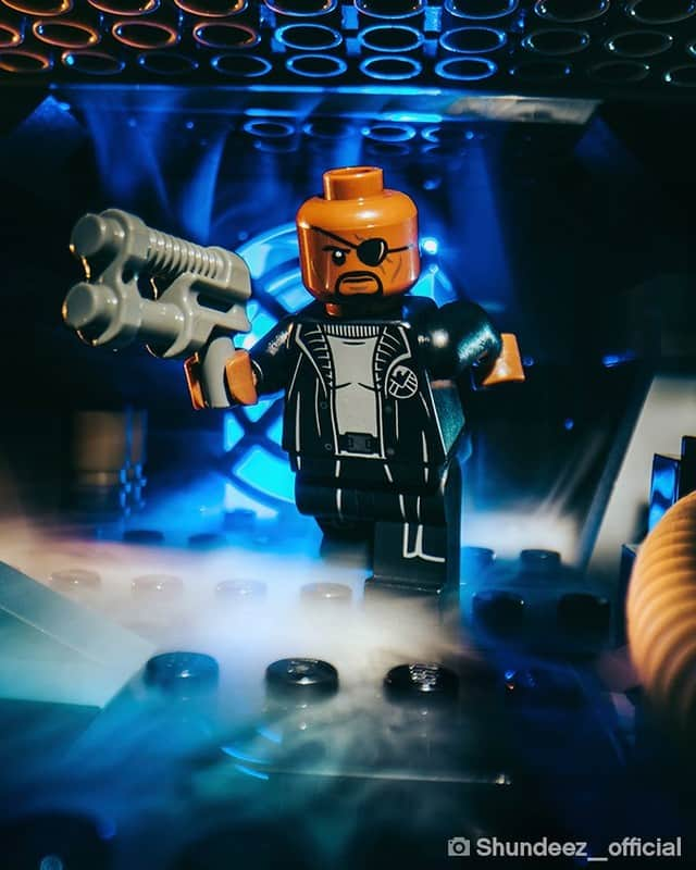 LEGOさんのインスタグラム写真 - (LEGOInstagram)「M.O.D.O.K. and A.I.M. better watch out – The Avengers and the Helicarrier are here!  #LEGOMarvel #Superheroes #Avengers 📸 @Shundeez_official from @brickcentral  @marvel」10月28日 0時00分 - lego