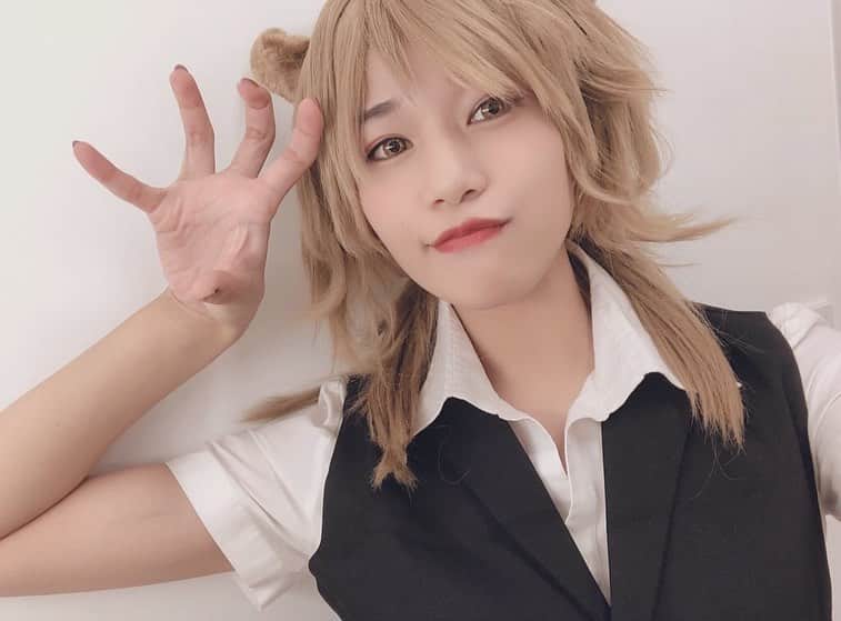 橘ひなたのインスタグラム：「最終稽古終えました🌻 いよいよ本番かあ〜と思うと寝れなくなりそう🙊💧 まあ睡眠大好きなワイはしっかり寝るんだけどね！😋 * そして千秋楽が予約で満席にっ！ 別日はまだお席に空きがあります！ 全公演満席にしたいからみんなチカラ貸して〜🥺🥺❤ * 是非に、お芝居楽しんでるひなたを観に来てくださいっ🌻❤ * みんな！！10/30~11/3の全9公演だよ！ 劇場で待ってるね🐾  #エレフセリア #舞台 #25次元 #シアターグリーン #ゲミニ #楠ひなた」