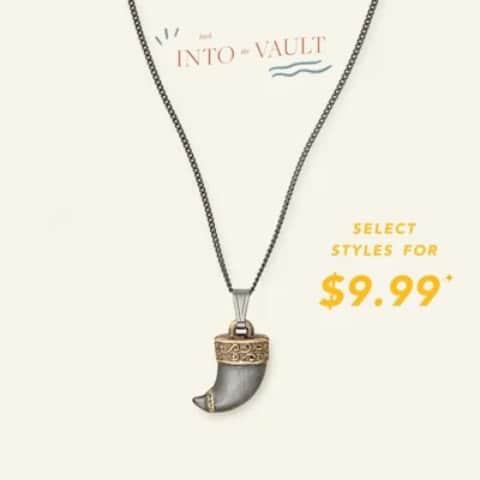 のインスタグラム：「Trick or *TREAT* yourself with $9.99 styles from the archives 👻 shop the vault at link in bio」