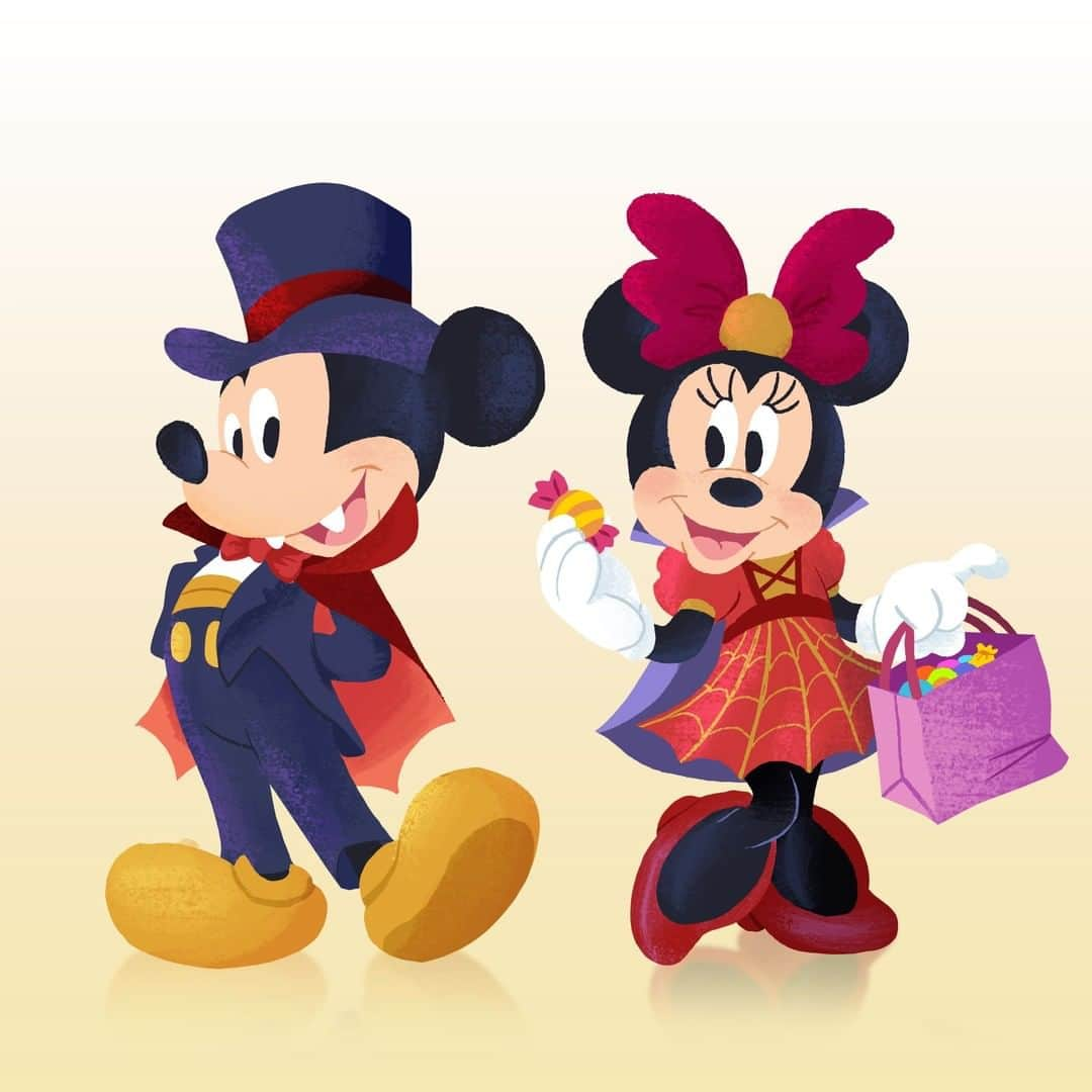 ミッキーマウスさんのインスタグラム写真 - (ミッキーマウスInstagram)「Pick your favorite Mickey and @MinnieMouse Halloween costume...if you dare!」10月28日 0時31分 - mickeymouse