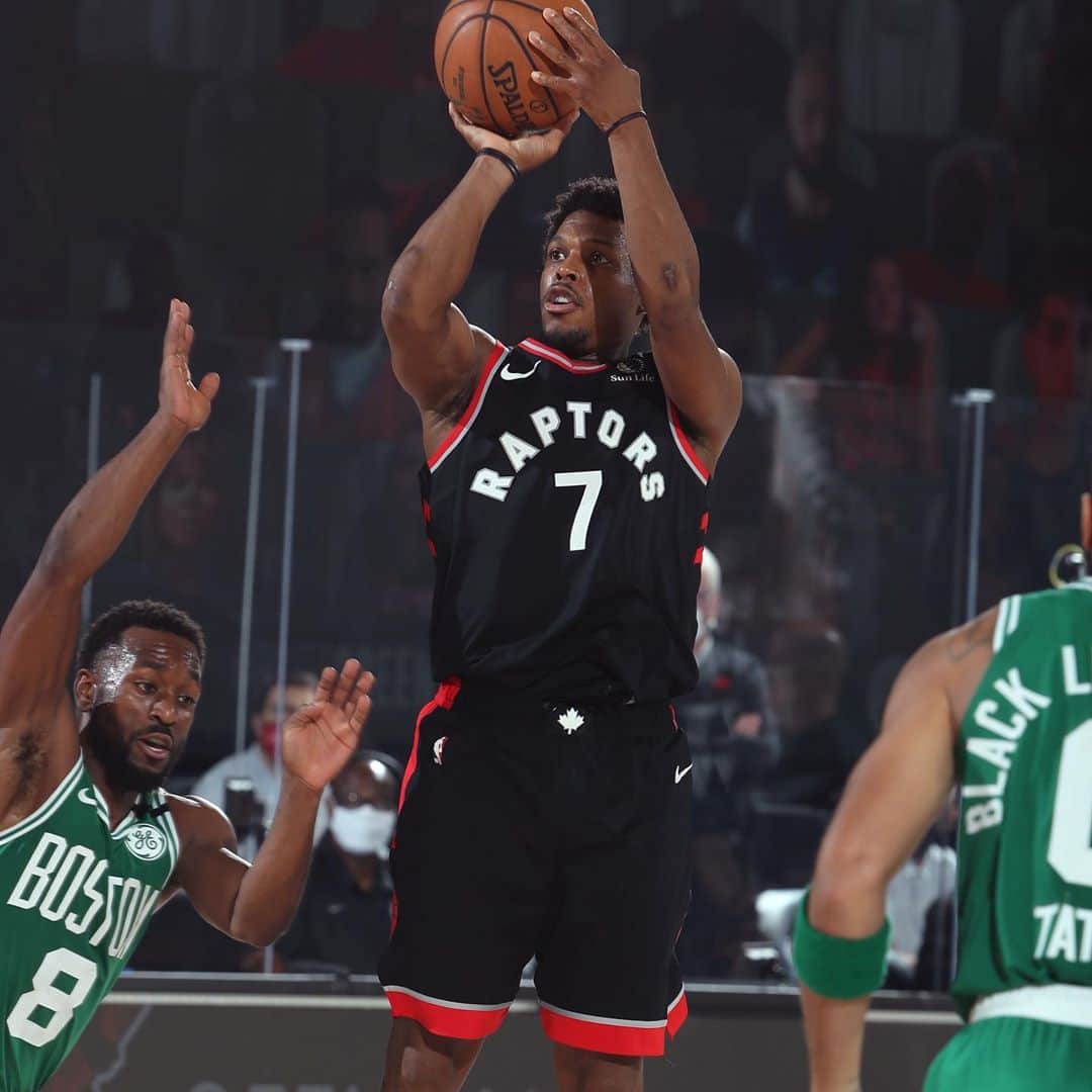 NBAさんのインスタグラム写真 - (NBAInstagram)「@kyle_lowry7 (31p/8a/6r/W) & @_kw15 (29p/3s) duel in Game 3 of the Eastern Conference Semis! #BESTofNBARestart」10月28日 1時02分 - nba