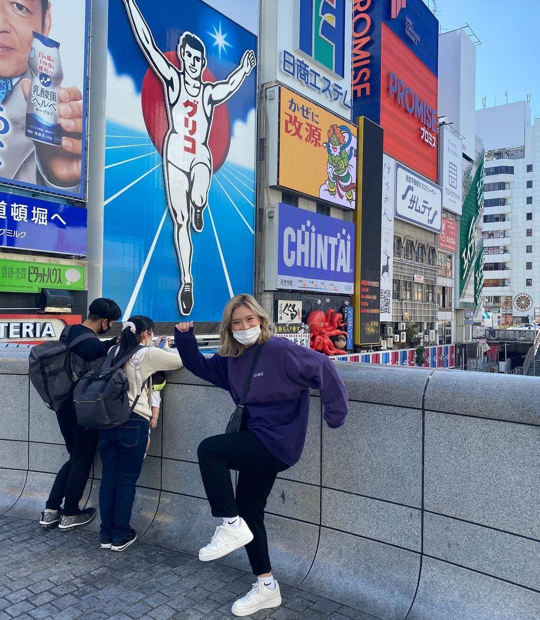 acaneのインスタグラム：「・ きっとずっと好きです🐙  #大阪」