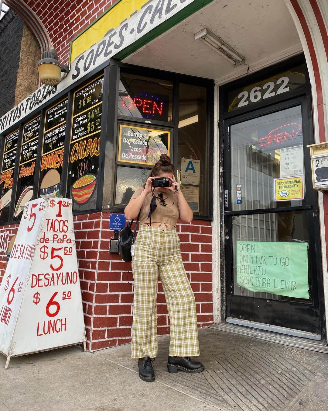 ベスト・コーストさんのインスタグラム写真 - (ベスト・コーストInstagram)「1 WEEK 🗳」10月28日 2時26分 - best_coast