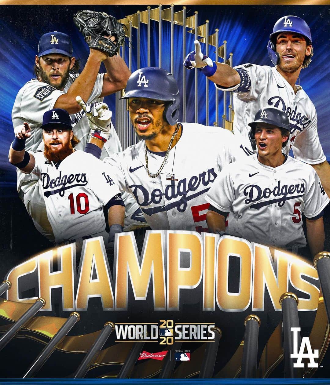 MLBさんのインスタグラム写真 - (MLBInstagram)「In a year that has been so improbable, the Los Angeles Dodgers are #CHAMPS.」10月28日 12時38分 - mlb