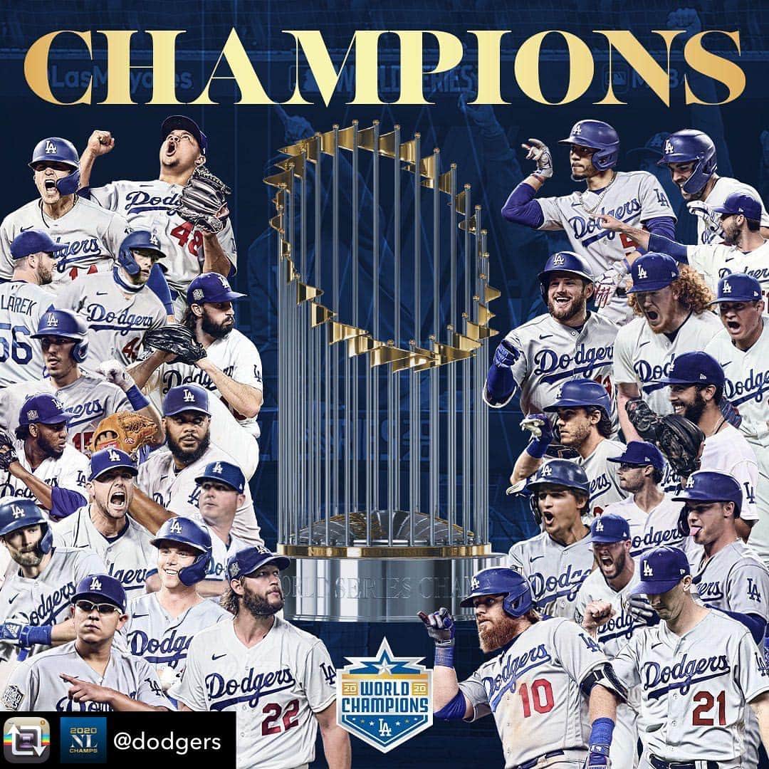 メアリー・マクドネルのインスタグラム：「FRACK YEAH.. #dodgers @dodgers」