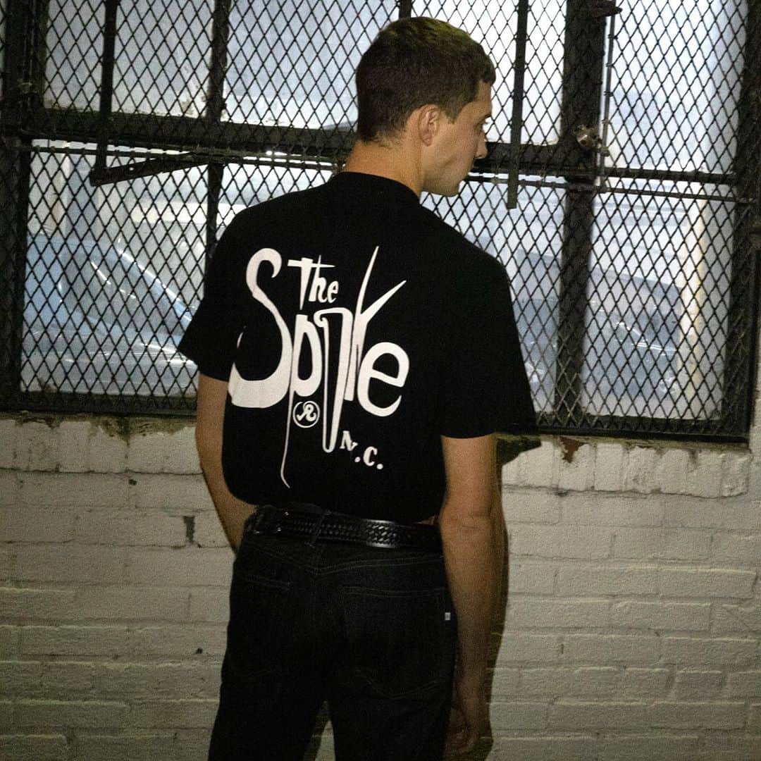 HYPEBEASTさんのインスタグラム写真 - (HYPEBEASTInstagram)「@hypebeaststyle: @richardsonworld pays homage to one of New York City’s most iconic gay bars, Spike, with a new capsule collection. Serving as a landmark of leather, butch and S&M subculture throughout the 1980s and early 1990s, the range maintains the rebellious naughtiness of the bar itself while including some items with less-overtly-kinky fare. Head to the link in our bio for more details. The drop will be available online and at its U.S. outposts on October 29, then at Richardson Tokyo on October 31.⁠⠀ Photo: @seymoreflex」10月28日 13時16分 - hypebeast
