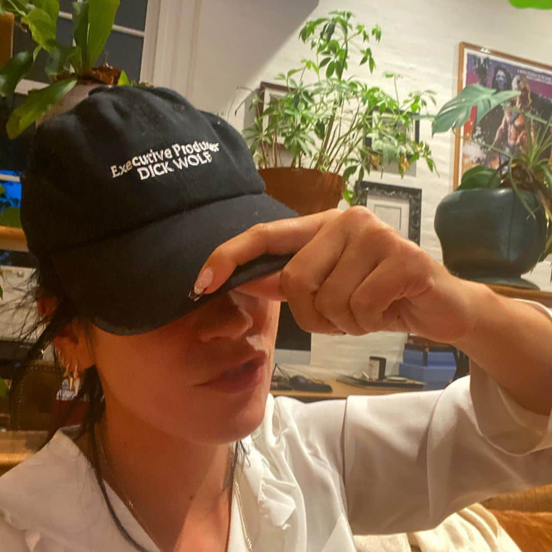リリー・アレンさんのインスタグラム写真 - (リリー・アレンInstagram)「Special victim」10月28日 13時36分 - lilyallen