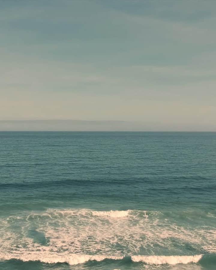 ガブリエウ・バルボーザ・アウメイダのインスタグラム：「Beach vibes 🇧🇷」