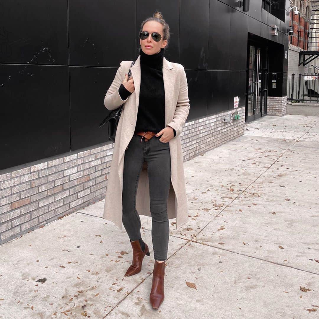 Helena Glazer Hodneのインスタグラム：「Tuesday: shopping my closet and pairing my trusty go-to items.  http://liketk.it/2ZKM9 #liketkit @liketoknow.it」