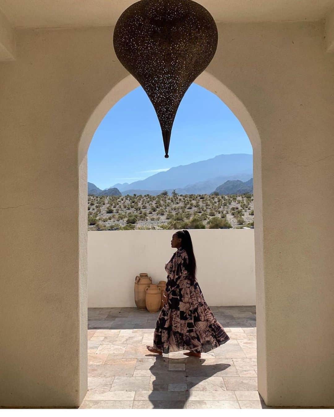 ハイディメリックのインスタグラム：「Nokuthula in the Alison dress. Incase you need an escape... HEIDIMERRICK.com」