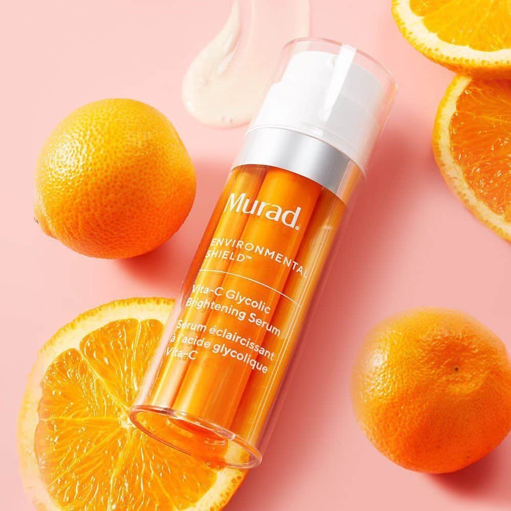 セフォラさんのインスタグラム写真 - (セフォラInstagram)「From our friends at @muradskincare: Skincare tip 💡: If you're already using retinol in your PM skincare routine, try adding vitamin C to your morning regimen! . Why? The brightening benefits of vitamin complement the renewing, wrinkle-minimizing benefits of retinol. Hello, radiant, youthful-looking skin. 👋 . Vita-C Glycolic Brightening Serum is formulated with gold-stabilized vitamin C and glycolic acid to give you dramatically brighter, healthier-looking skin. 🏆 . Available at Sephora.」10月28日 7時04分 - sephora