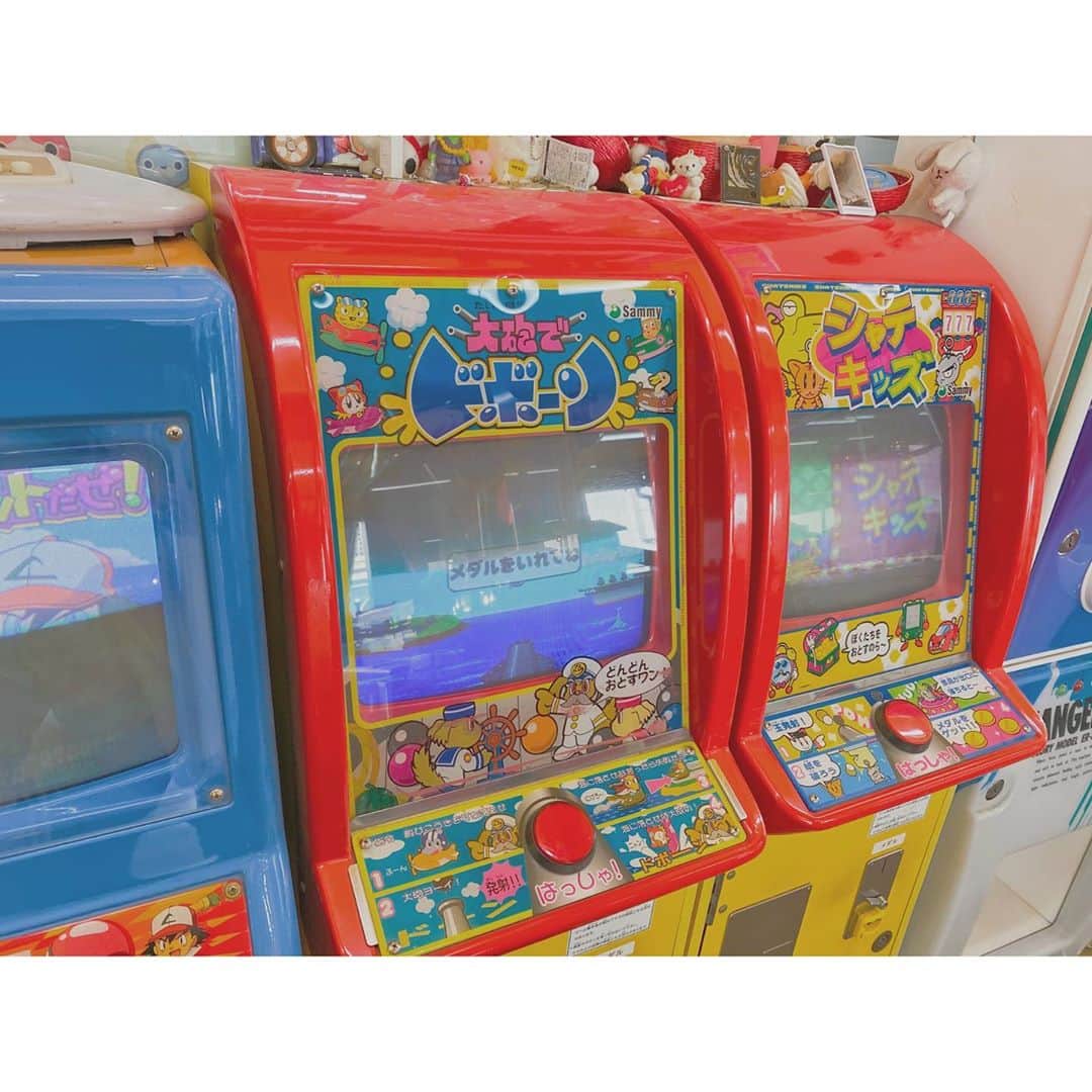 川嶋美晴のインスタグラム：「松坂屋 名古屋店さんの屋上遊園地🎡  中坂さんと池田さんと3人で行きました☁️  アンパンマンいっぱいで可愛かった💞  #屋上遊園地 #松坂屋名古屋店 #アンパンマン #idol」
