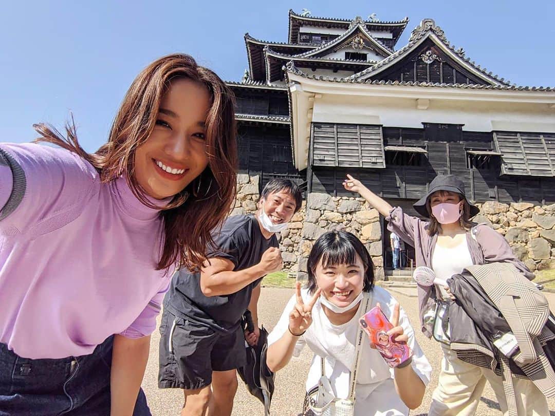 のインスタグラム：「旅って最高！みんなとの旅の思い出できて嬉しいな^ ^ --------------------------------  Traveling is wonderful! I'm happy to have memories with you guys!  #travelinginjapan  #Shimane #島根 @tabiiro #旅色」