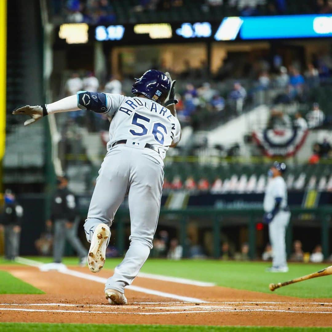 タンパベイ・レイズさんのインスタグラム写真 - (タンパベイ・レイズInstagram)「Randy is literally floating on air」10月28日 9時29分 - raysbaseball